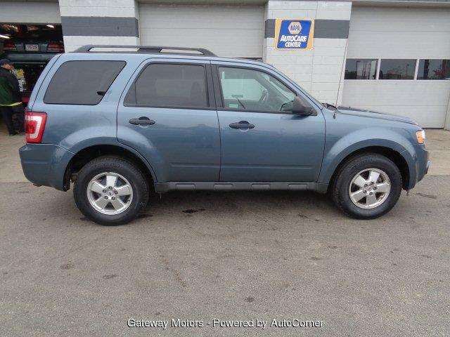 2011 Ford Escape XLT 4dr SUV